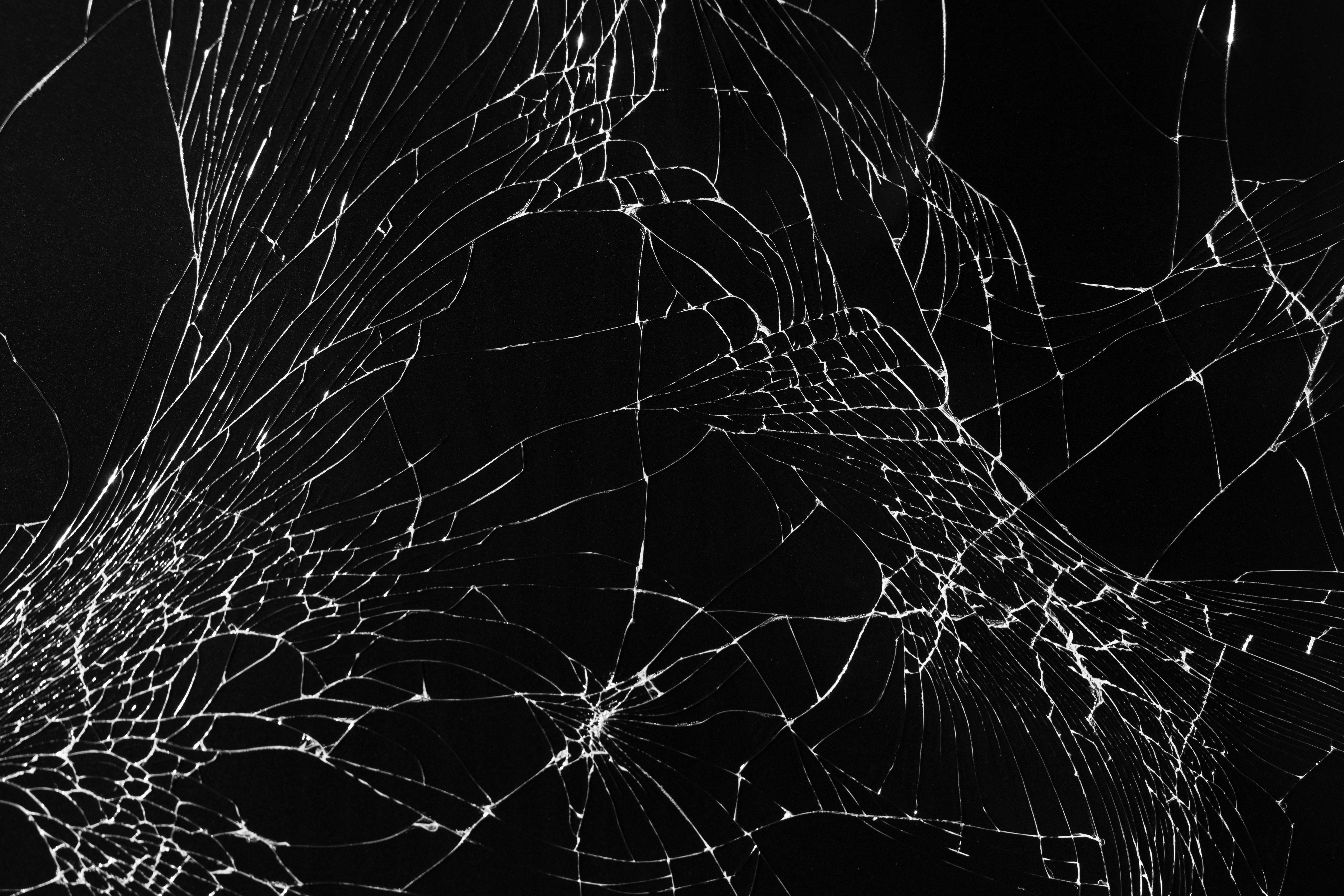 Crack Screen 01